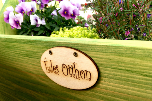 edes-otthon-tabla-viragladan.jpg